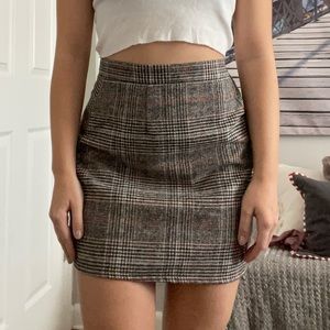 thrifted gray/white/orange skirt
